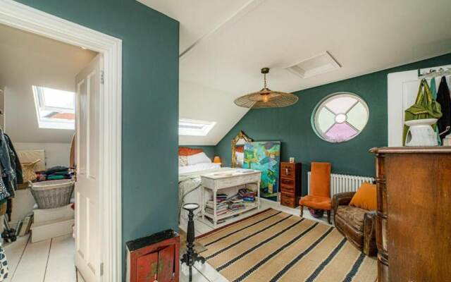 Beautiful 3-bed House in Ash Near to Deal Kent