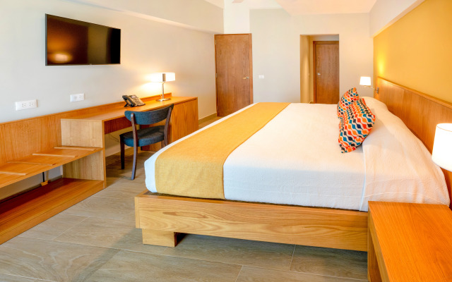 Coral Costa Caribe Beach Resort - All Inclusive
