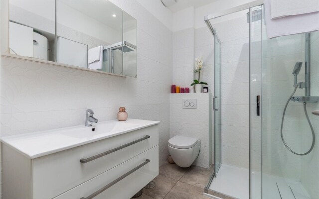 Stunning Apartment in Opatija With Wifi and 2 Bedrooms