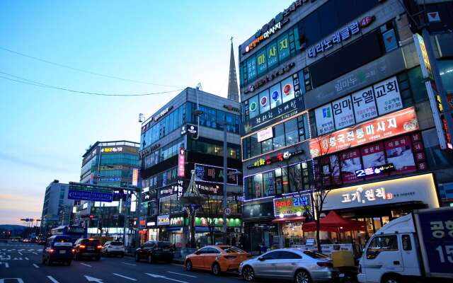 Hotel Queen Incheon Airport