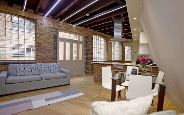 Luxury Loft Oxford Street with AC
