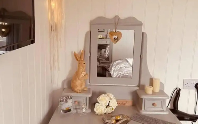 A Beautiful, Unique Lodge, Made for two