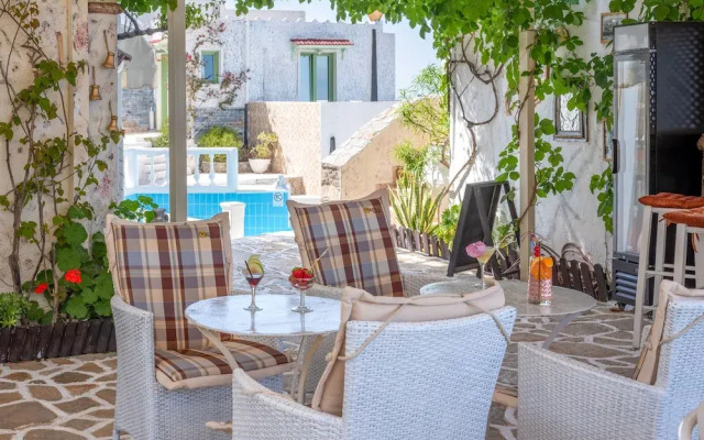 Entire Villa Full View 3 Bedrooms 3 Bathrooms 3 Kitchens