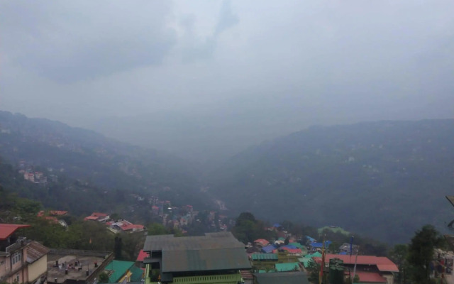 Pandim Guest House