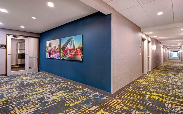 Hampton Inn and Suites by Hilton Canal Winchester Columbus