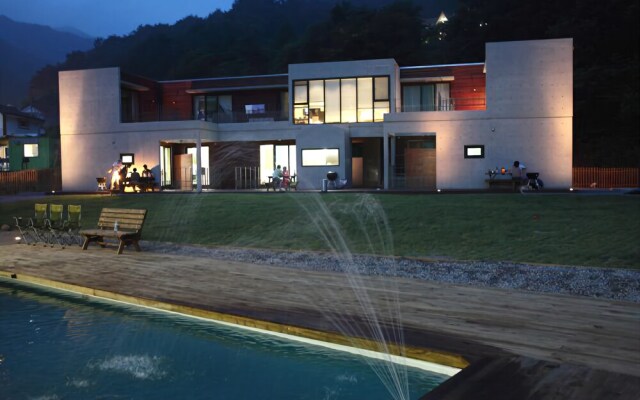 Cookee Madang Pension