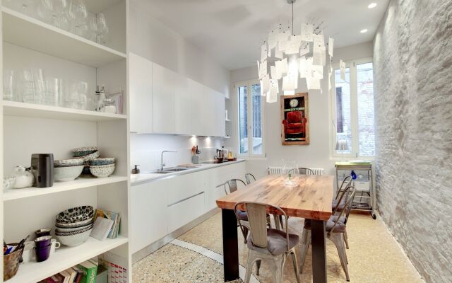 Stunning Modern Apartment in the Heart of Venice