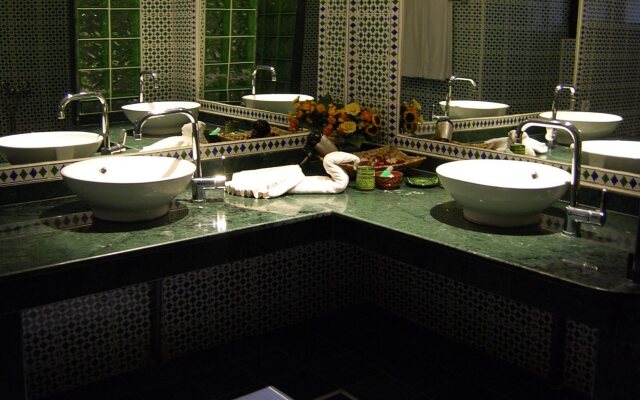 Riad Les Oliviers & Spa
