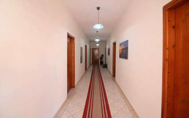 Violet's Boutique Apartments