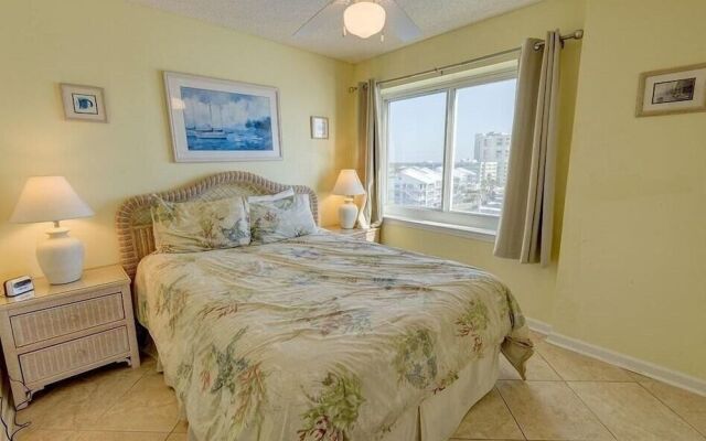 TradeWinds 601 by RedAwning