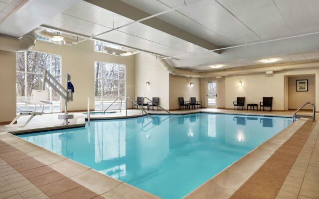 Hampton Inn & Suites Poughkeepsie