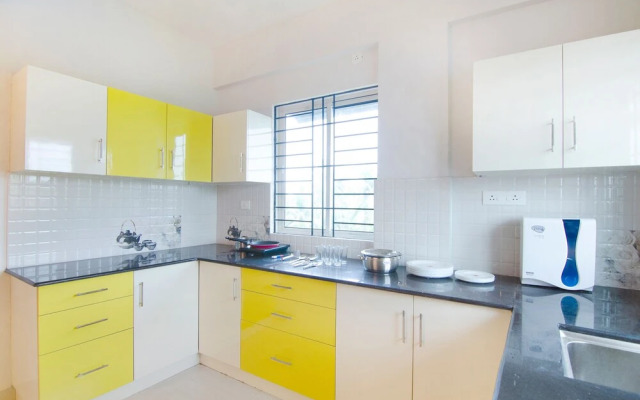 Rajamandiram by OYO Rooms