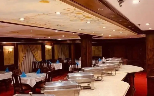 Nile Cruise Prince Omar