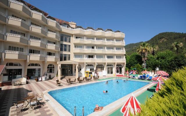 Selen Hotel Icmeler