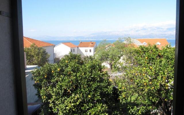 Apartment Siniša - 300 m from beach