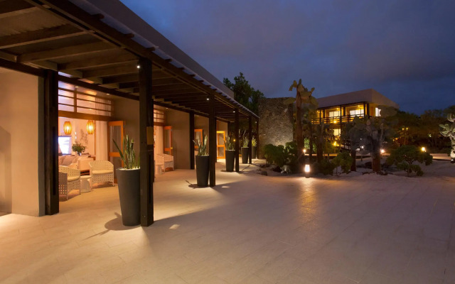 Finch Bay Galapagos Hotel