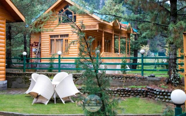 The FrozenFall Resort - Gulmarg