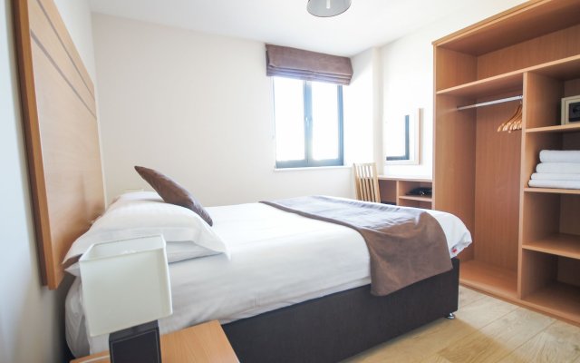 Crompton House Serviced Apartments