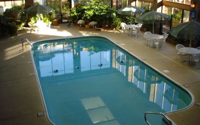 Magnuson Grand Hotel and Conference Center