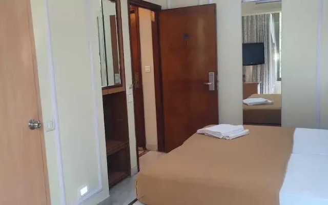Royal Park Hotel