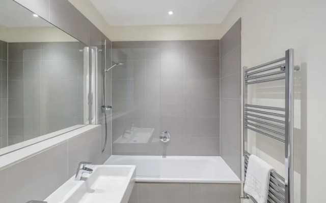 Outstanding and Cosy 2 Bedroom Apartment, London
