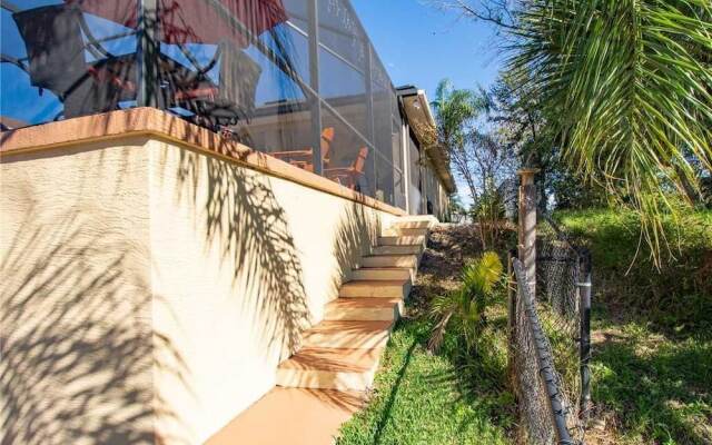Splashing Dolphins - Three Bedroom Home