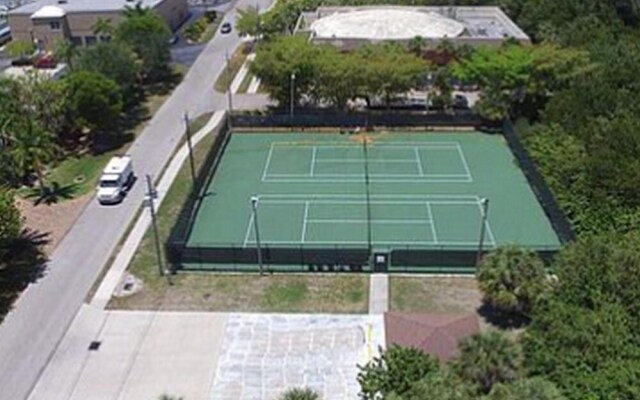 Royal Pelican #312 by Coastal Vacation Properties