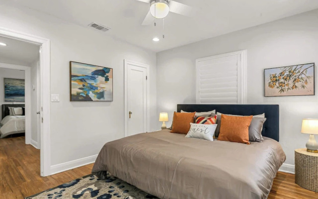 Pool House Oasis - Home for 6