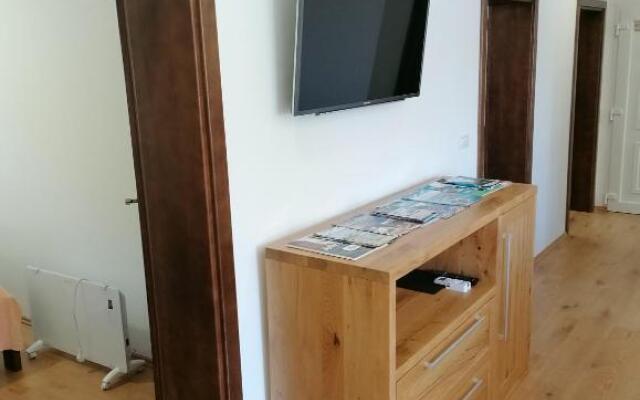 APARTMENT "B" 50 m from the beach