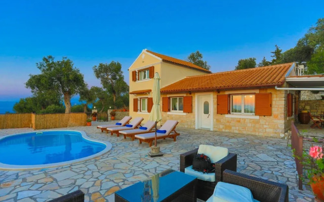 Villa Isavros in Paxi