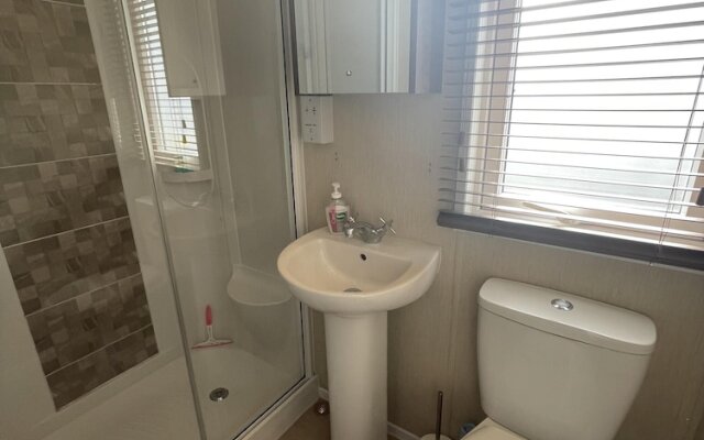 Poole Harbour View Lodge at Rockley Park