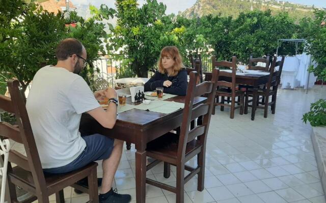 Hotel Vila Twix