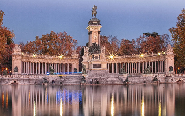 Reina Victoria Apartments & Suite