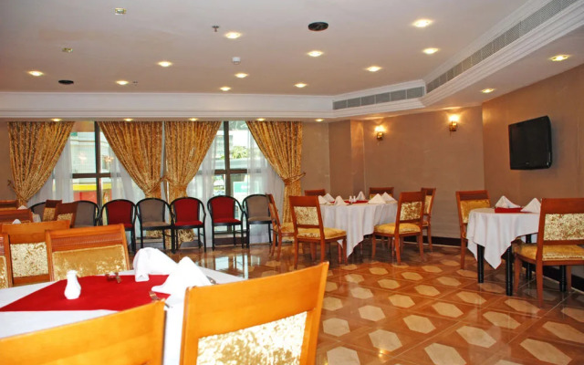 Al Bustan Hotel