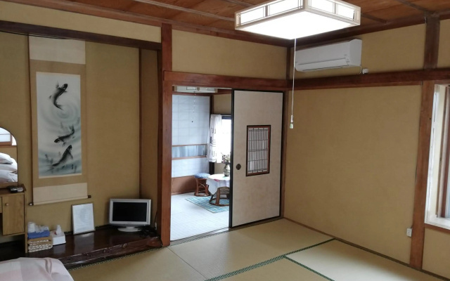 Izu Hokkawa Seaside Guesthouse 伊豆北川の家