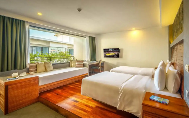 Secondfold Residence