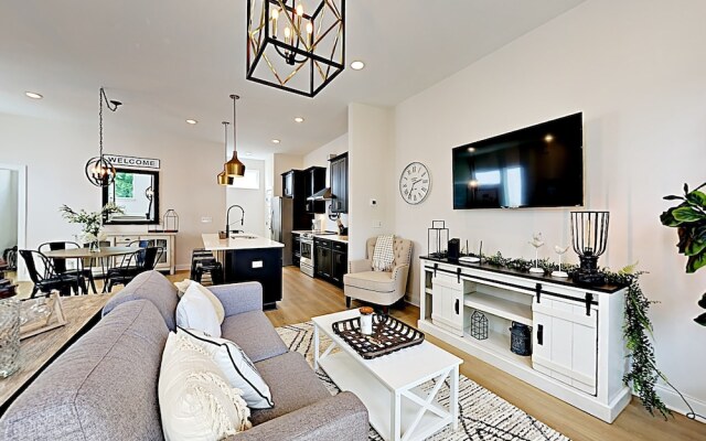 1737 Nashville - 3 Br Townhouse