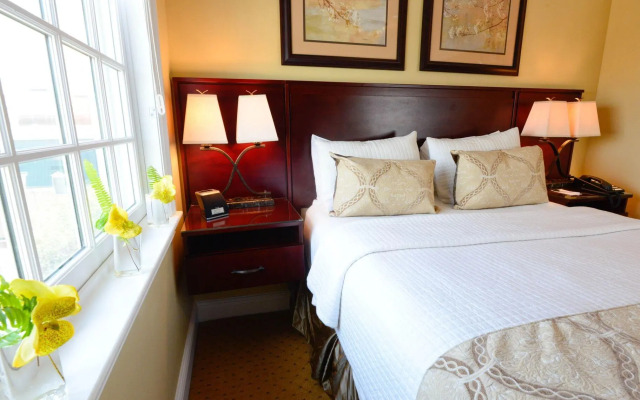 Nassau Inn