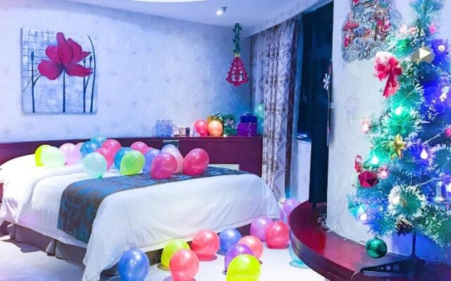 Golden Holiday International Hotel