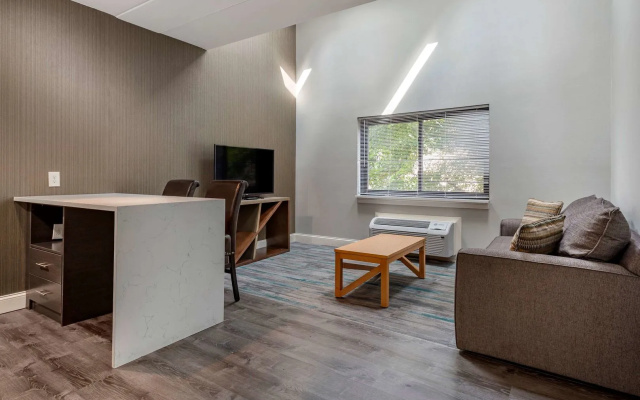 Somerset Lofts, Ascend Hotel Collection