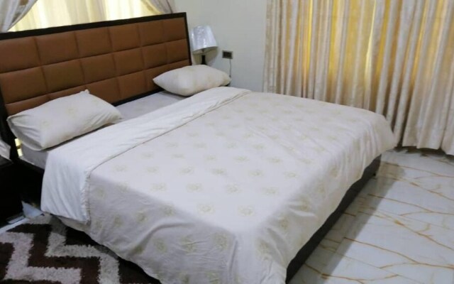 Stunning 2-bed Apartment in Lagos