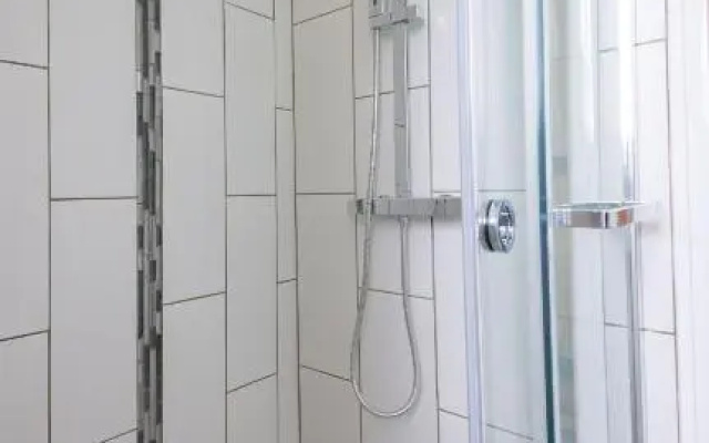 Appartement 3 chambres - Parking - Wifi - Buanderie - Jardin