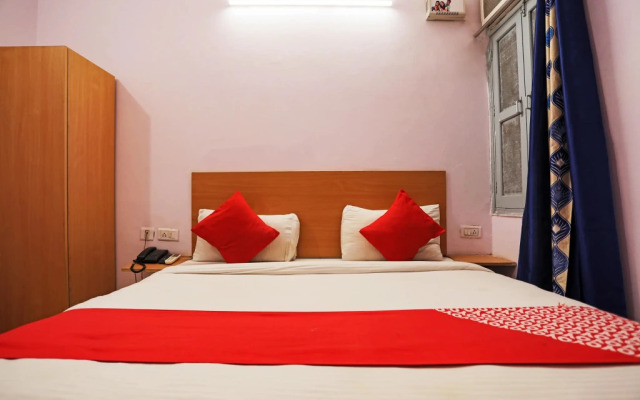 Friends Harsh Villa by OYO Rooms