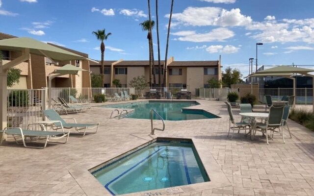 Villa Sunrise 1 Bedroom Condo by RedAwning