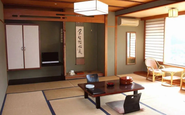 Yamamura Annex