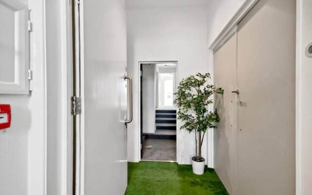 Converted Warehouse 1 bed apt in Clerkenwell