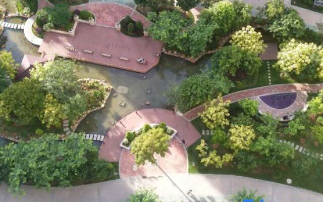 Q+ · Beihai Beibu Bay No.1 Yijia Online Serviced Apartment