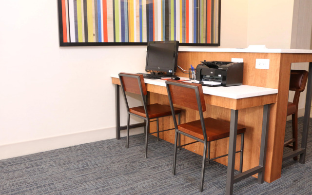 Comfort Inn & Suites Tyler - Lindale