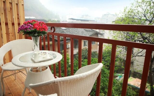 Yangshuo Spring Garden Hotel
