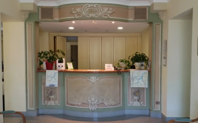 Hotel Lario